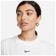 Nike Γυναικεία κοντομάνικη μπλούζα Sportswear Essential